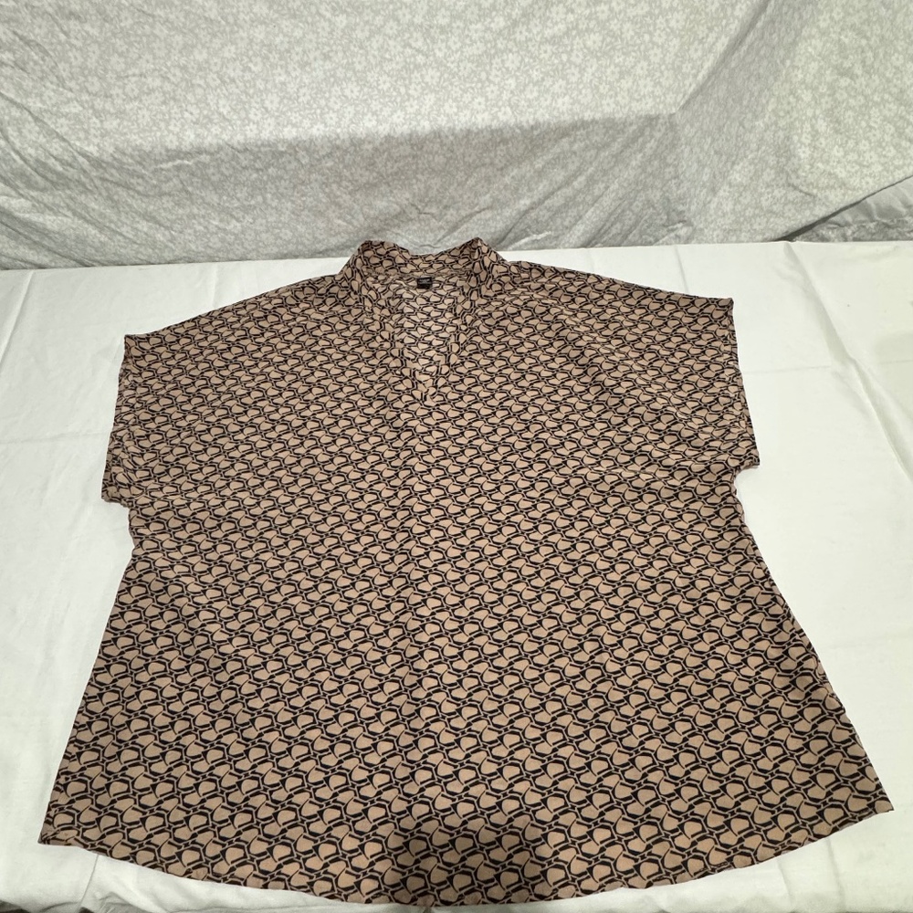woman blouse brown with black pattern design brand shein size 2xl